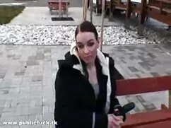 ブロンド子犬スタイル 女の子 用 アダル ...