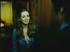 何人かの人々は口頭の前戯を終えました 女 ...