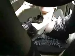 路上でお金を稼ぐ 女の子 向け エッチ