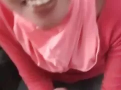 Balabolkaは行動を取るために 女 ...